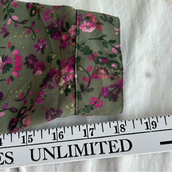 Kut from the Kloth Sheer Floral Twist Front Blouse Top - Picture 14 of 16